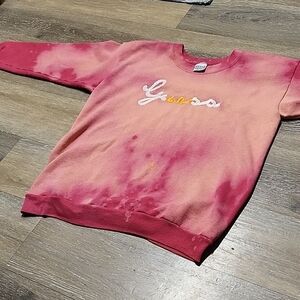 Guess Women's Pink and Red Ombre Sweater